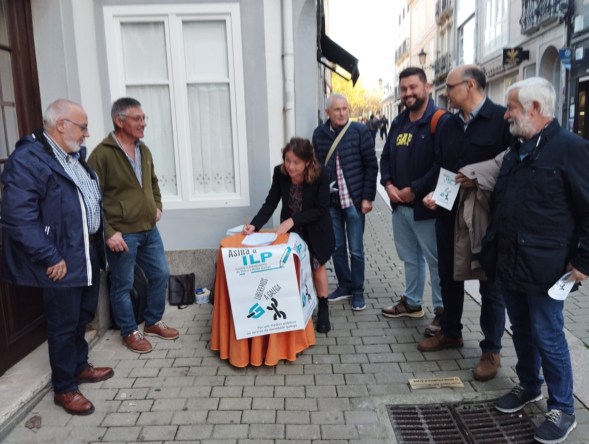 Necesitamos información, non propaganda. Liberemos a Galega.